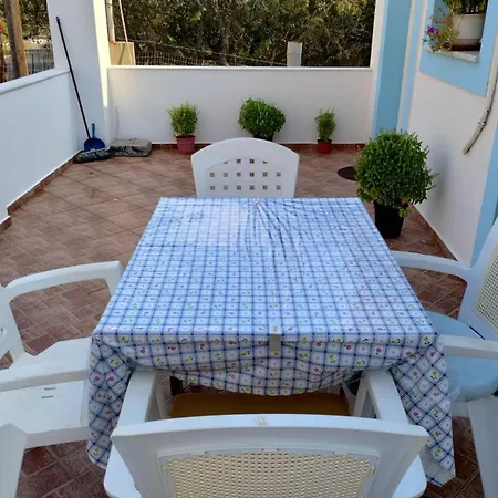 Appartamento Beachfront - Sleeps 4 & Free Parking