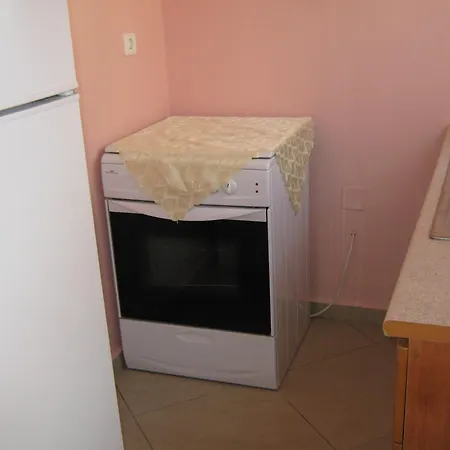 Appartamento Beachfront - Sleeps 4 & Free Parking Arginonda